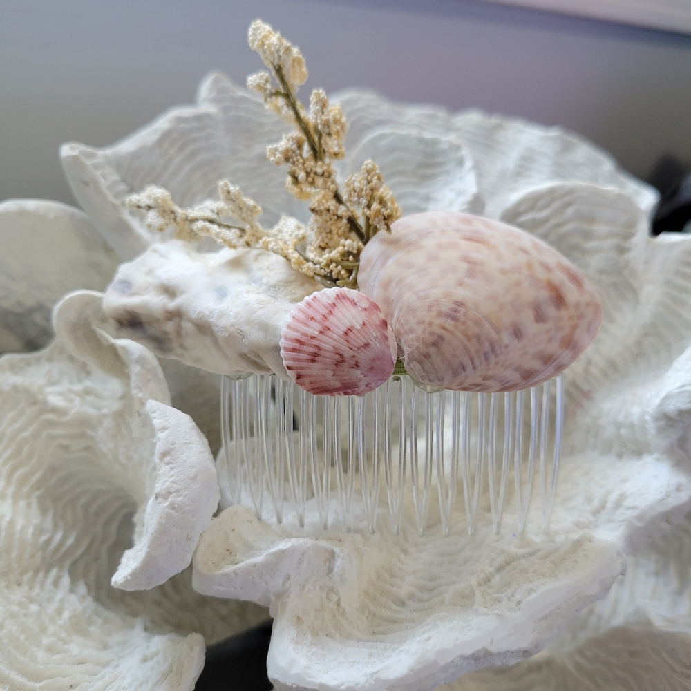 Authentic Seashell Hair Accessory - Picture 4 of 11